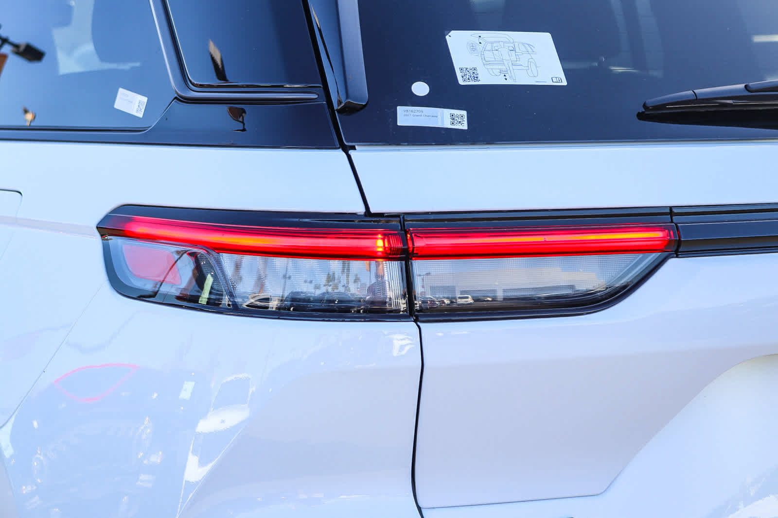 New 2027 Jeep Grand Cherokee Summit AWD/4WD image 7