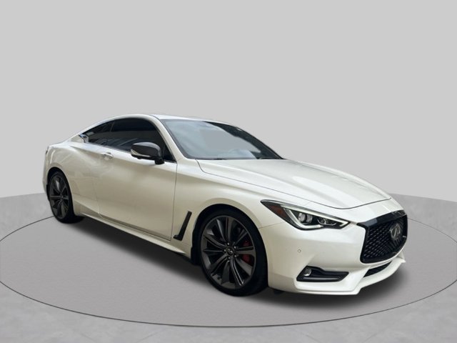 Used 2022 INFINITI Q60 Red Sport 400 w/ Carbon Fiber Package RWD image 4