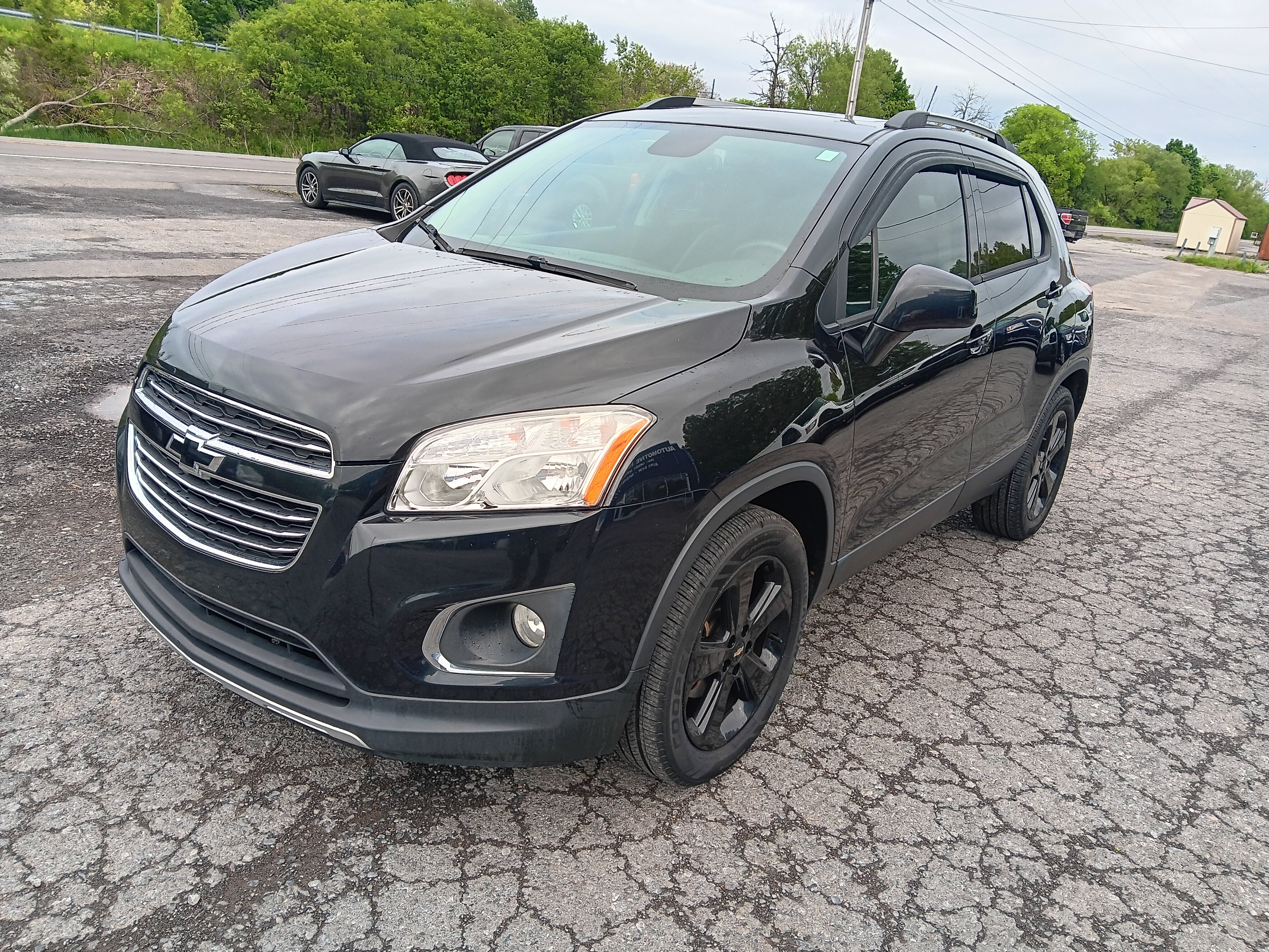 Used 2016 Chevrolet Trax LTZ w/ Midnight Edition AWD/4WD image 1