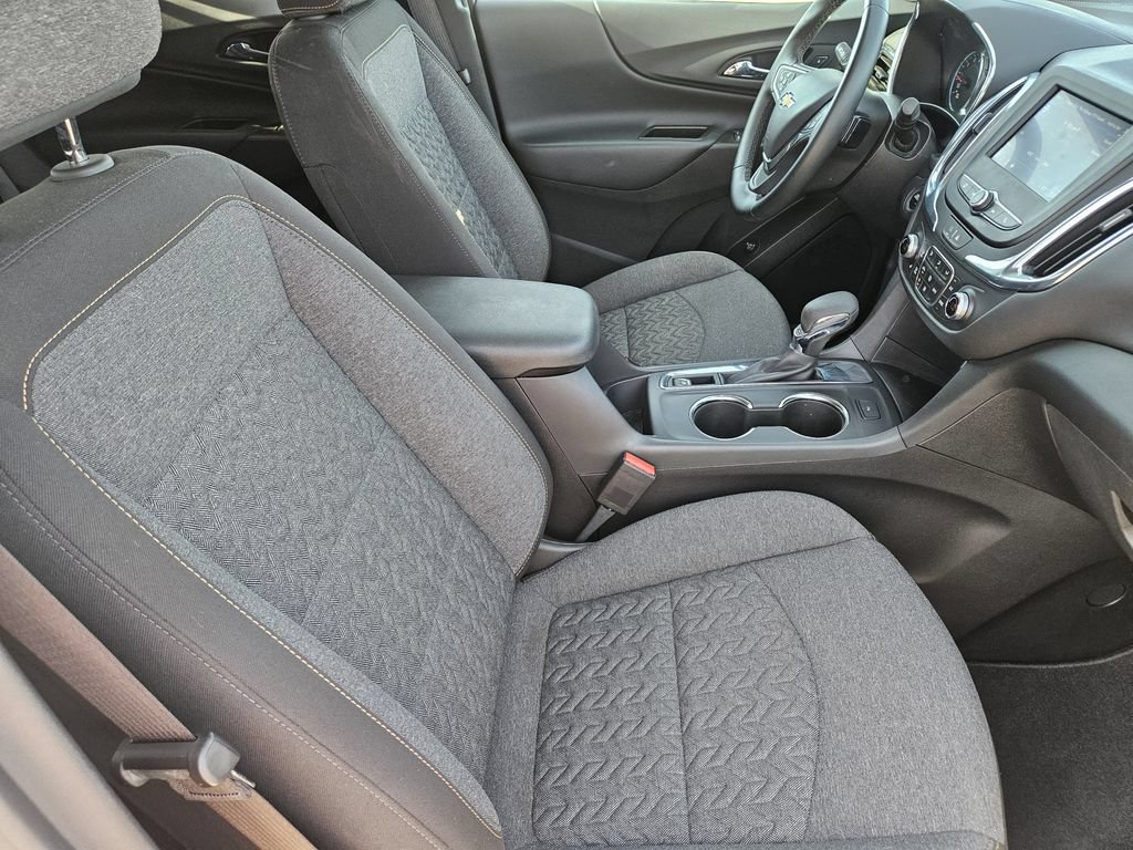 Used 2023 Chevrolet Equinox LT FWD image 15
