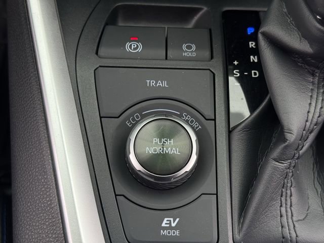Used 2023 Toyota RAV4 XSE AWD/4WD image 23