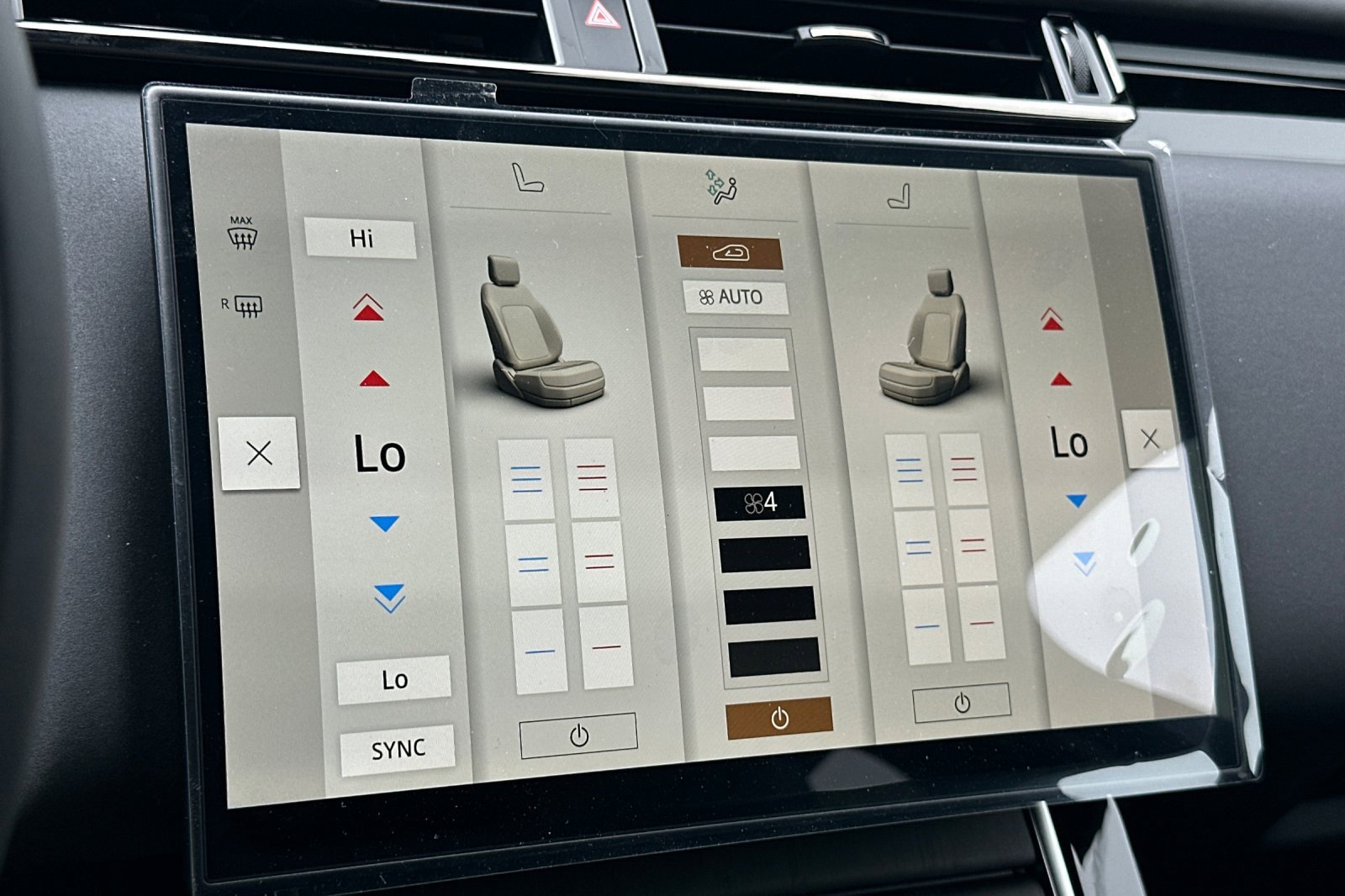 New 2026 Land Rover Range Rover Velar Dynamic SE image 24