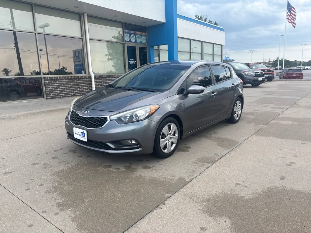 Used 2016 Kia Forte LX FWD image 1