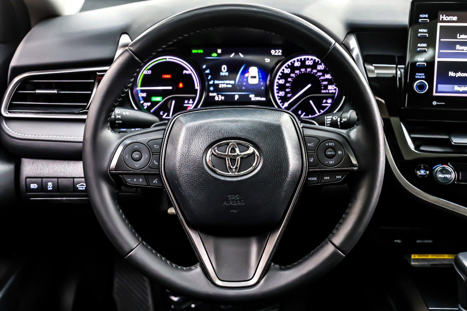 Used 2021 Toyota Camry XSE image 18