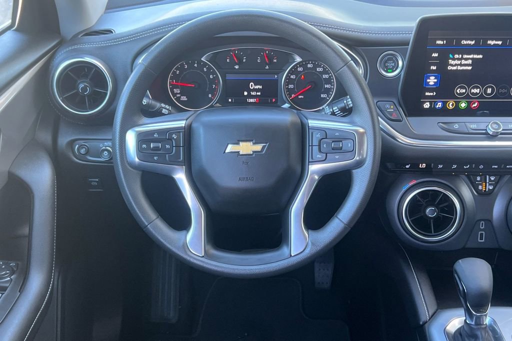 Used 2025 Chevrolet Blazer LT image 16
