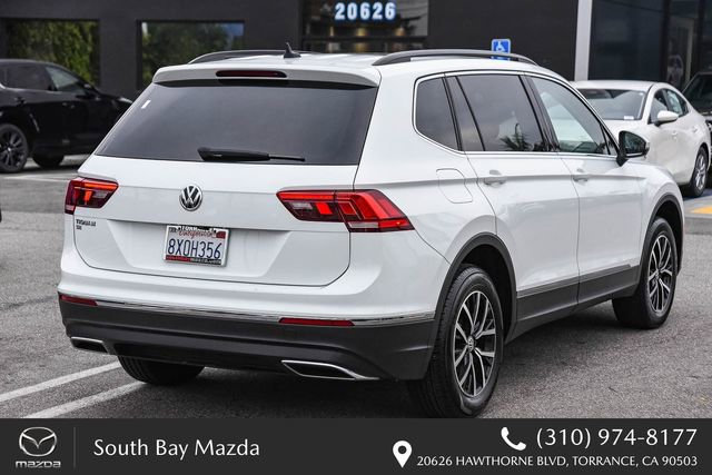 Used 2021 Volkswagen Tiguan SE w/ Panoramic Sunroof Package FWD image 8