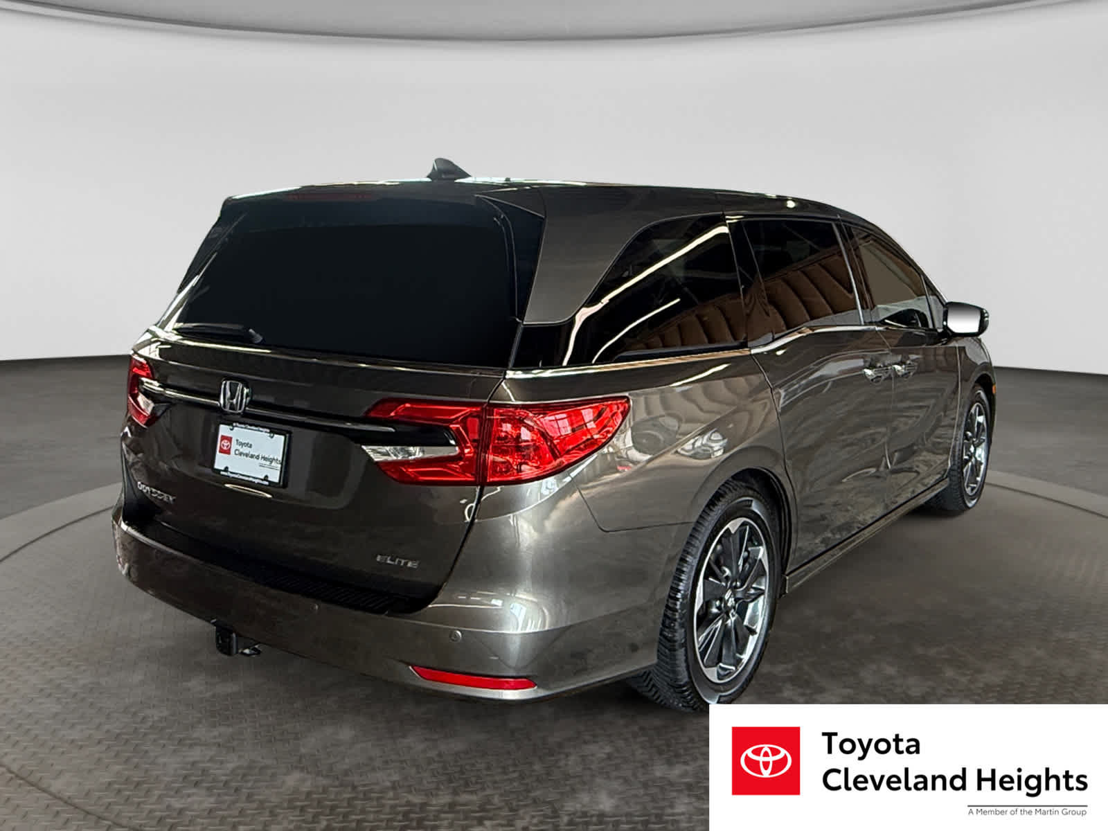 Used 2021 Honda Odyssey Elite image 5