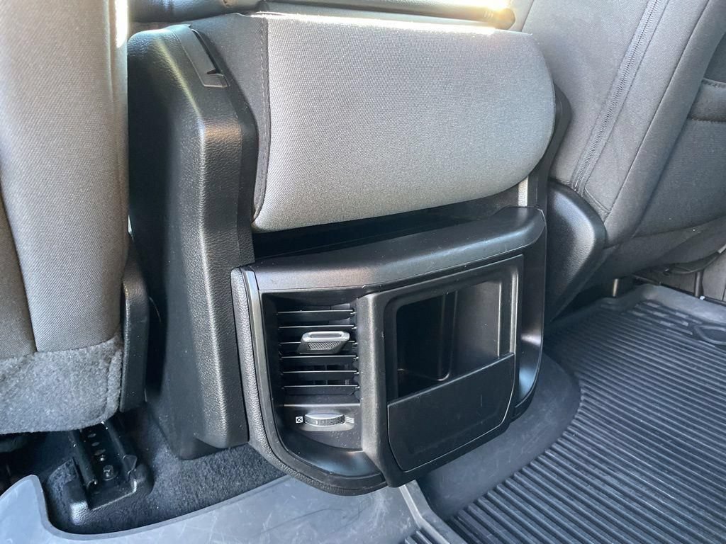 Used 2023 RAM 1500 Big Horn AWD/4WD image 32
