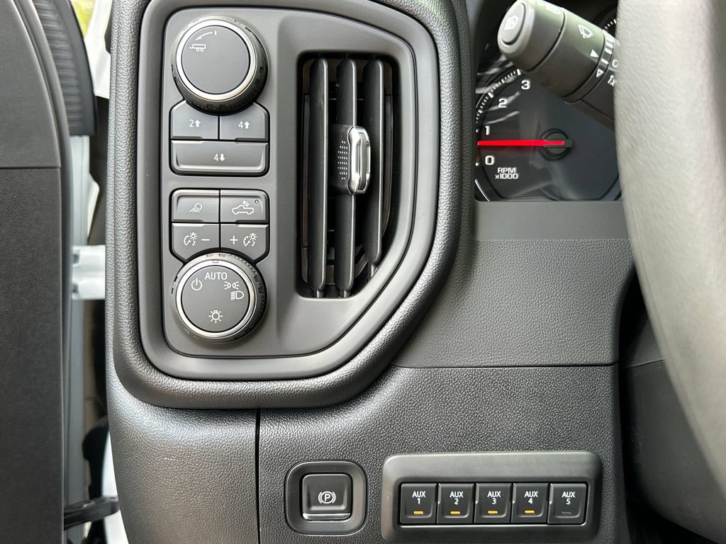 New 2026 Chevrolet Silverado 2500 W/T w/ WT Convenience Package AWD/4WD image 11