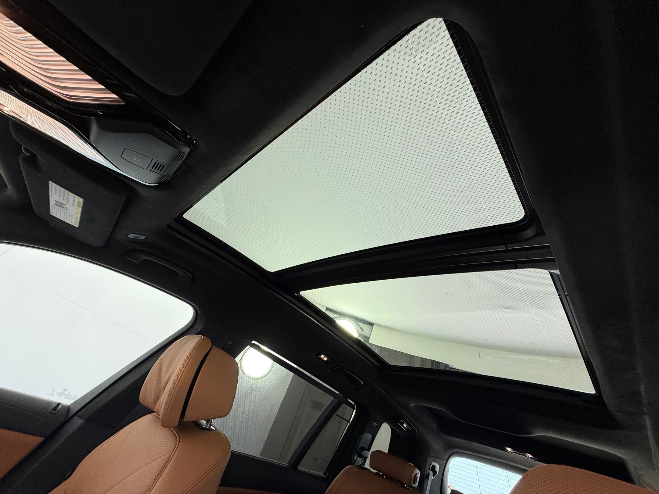New 2027 BMW X7 xDrive40i w/ Executive Package AWD/4WD image 25