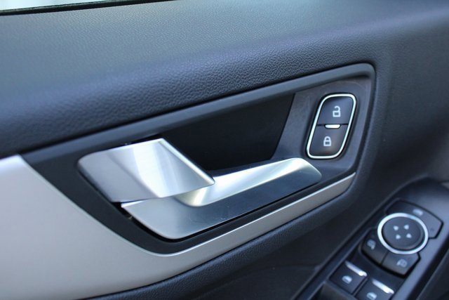 Used 2022 Ford Escape SEL image 5