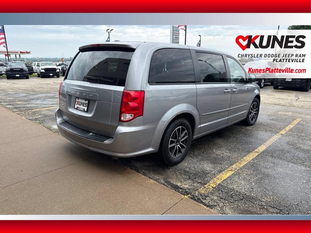 Used 2015 Dodge Grand Caravan SE w/ Quick Order Package 29E SE FWD image 10