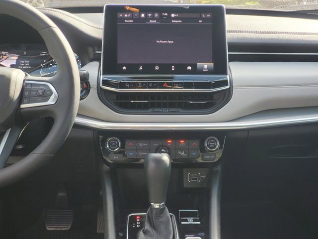 Used 2024 Jeep Compass Limited image 29