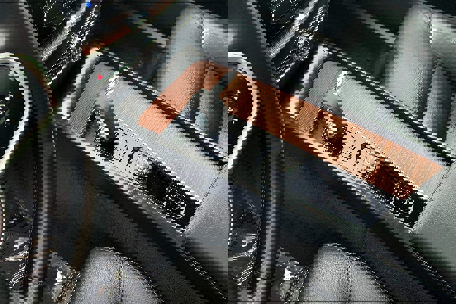 Used 2022 Volvo XC60 B5 Momentum w/ Climate Package image 19