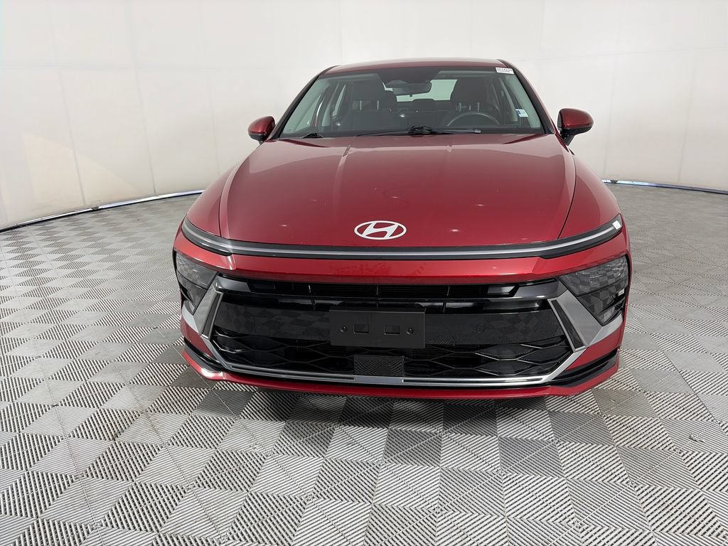 Used 2024 Hyundai Sonata SEL FWD image 2