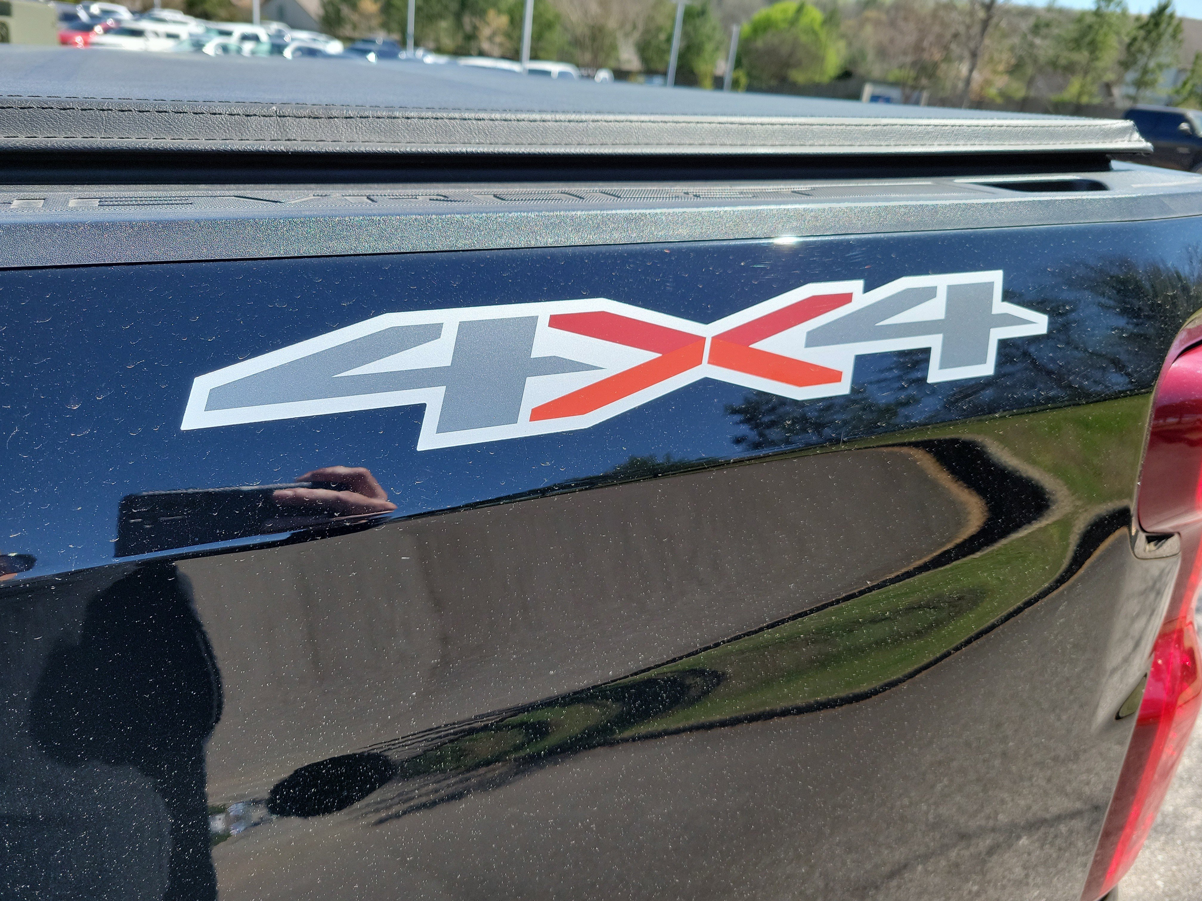 Used 2021 Chevrolet Silverado 1500 LT w/ Convenience Package II image 29