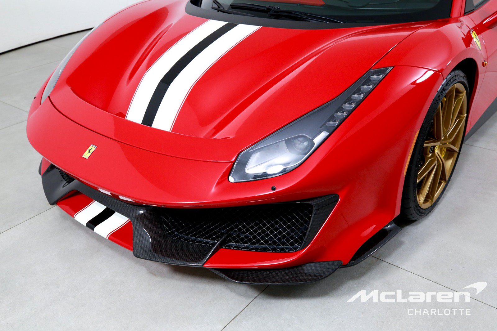 Used 2020 Ferrari 488 Pista Coupe RWD image 33