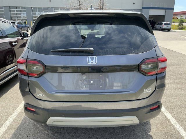 Used 2025 Honda Pilot EX-L image 7