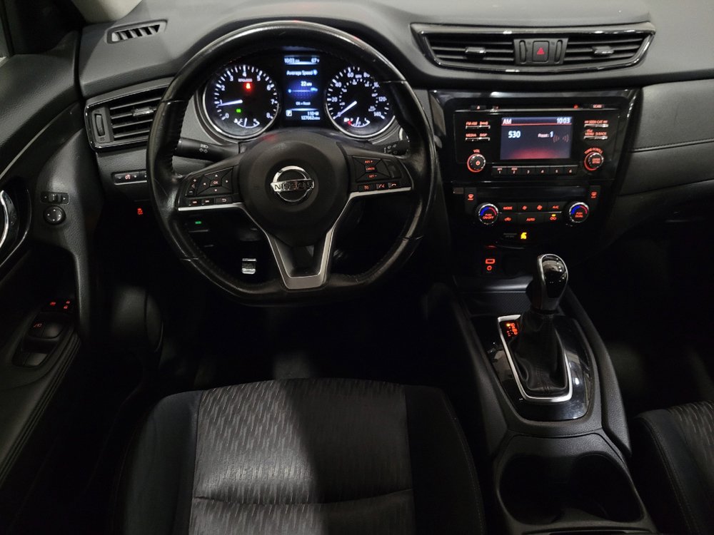 Used 2017 Nissan Rogue SV AWD/4WD image 22