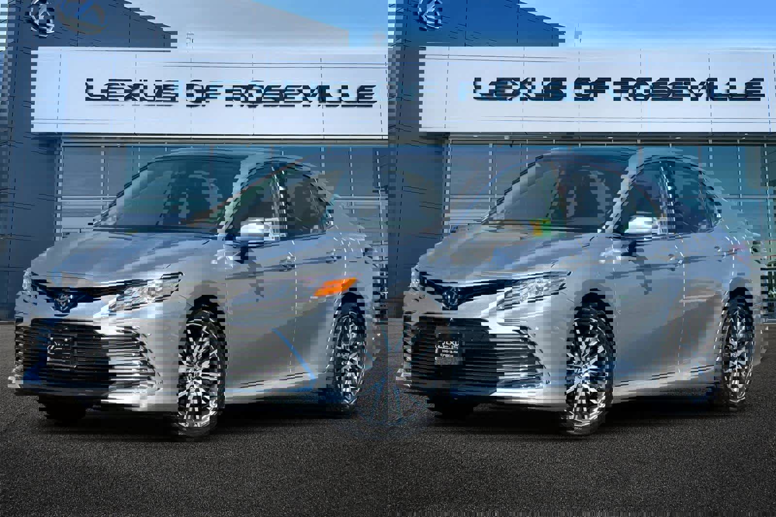 Used 2023 Toyota Camry XLE