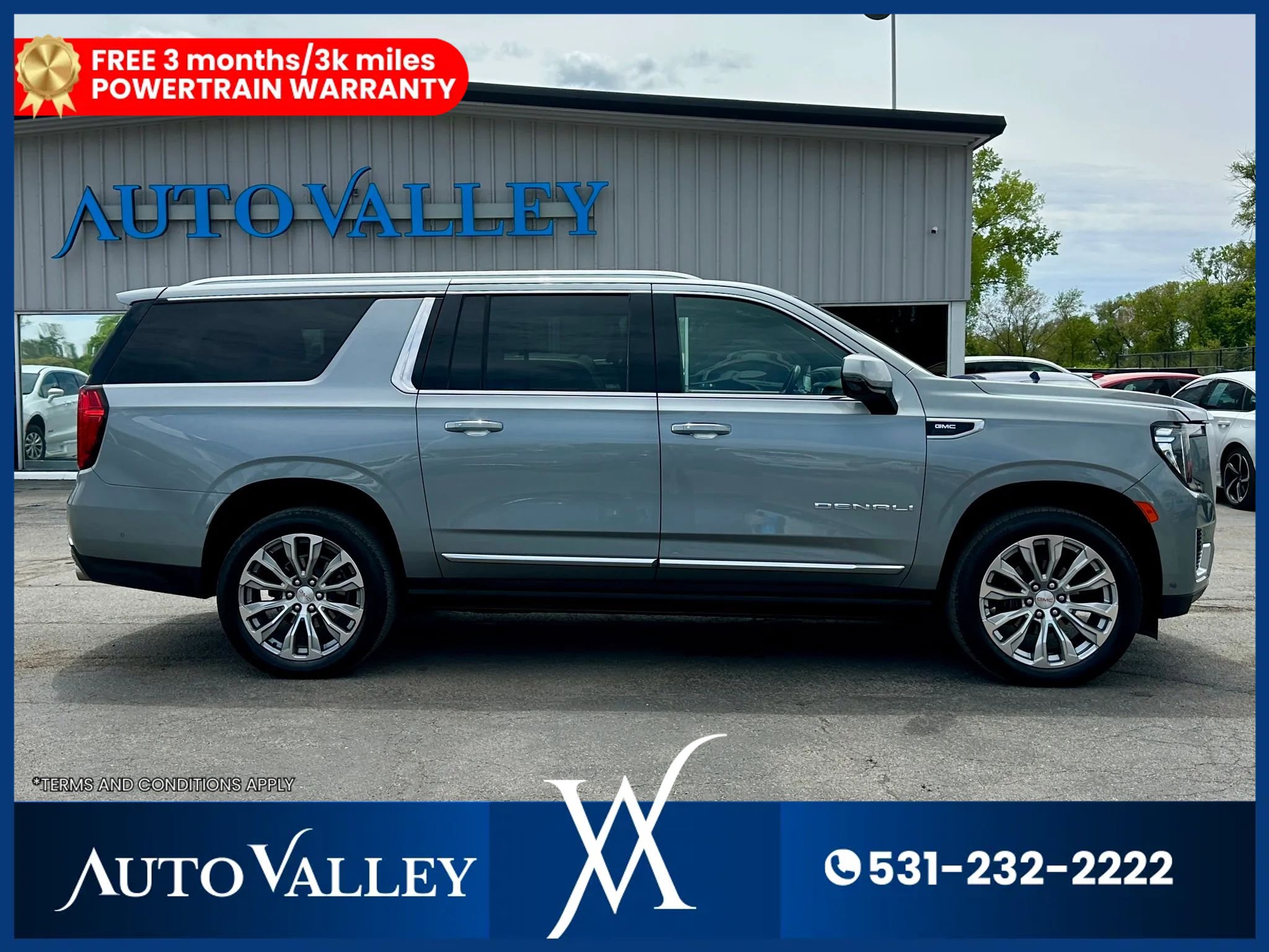 Used 2024 GMC Yukon XL Denali w/ Advanced Technology Package AWD/4WD image 8