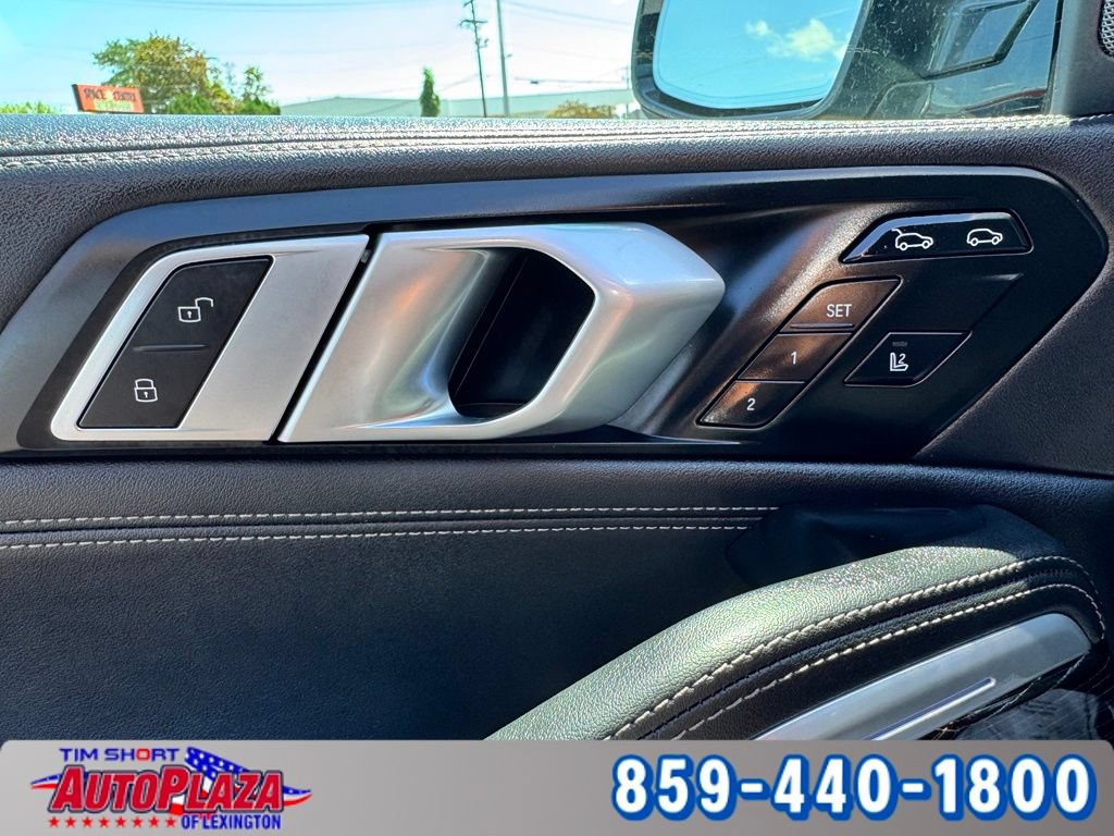 Used 2025 BMW X6 xDrive40i AWD/4WD image 51