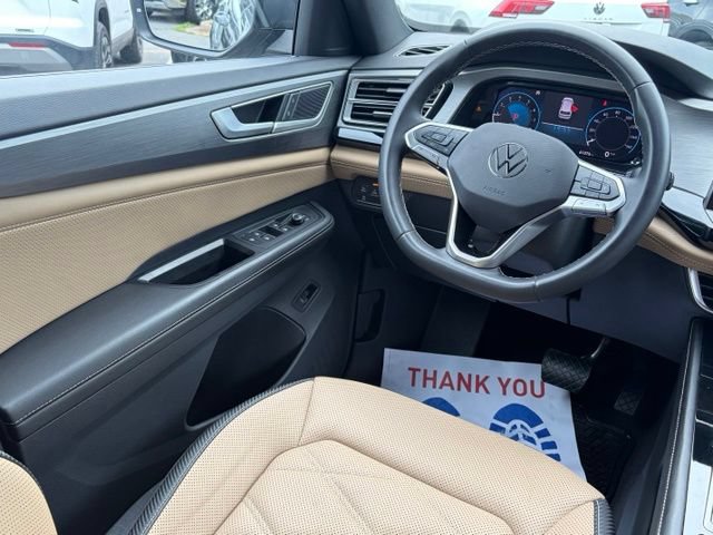 Used 2024 Volkswagen Atlas Cross Sport SE w/ Black Wheel Package AWD/4WD image 29