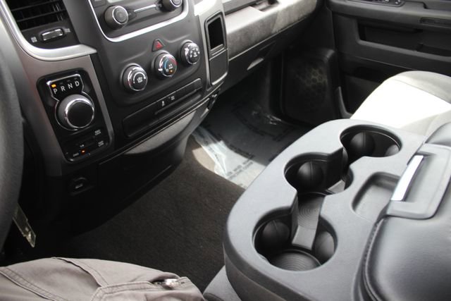 Used 2024 RAM 1500 Classic SLT AWD/4WD image 9