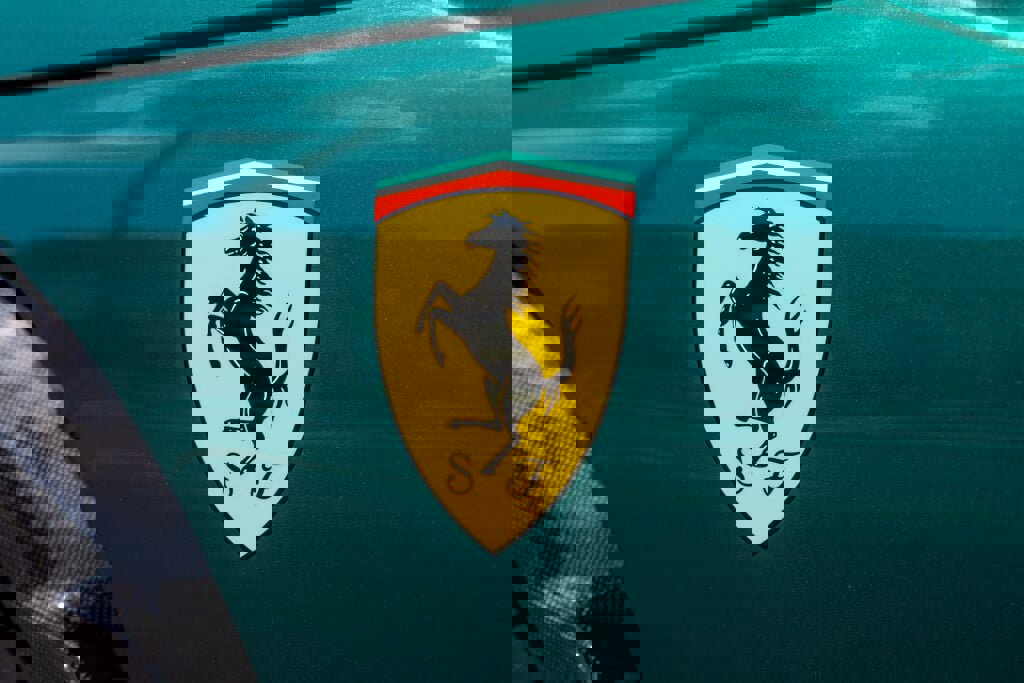 Certified 2024 Ferrari Purosangue image 5