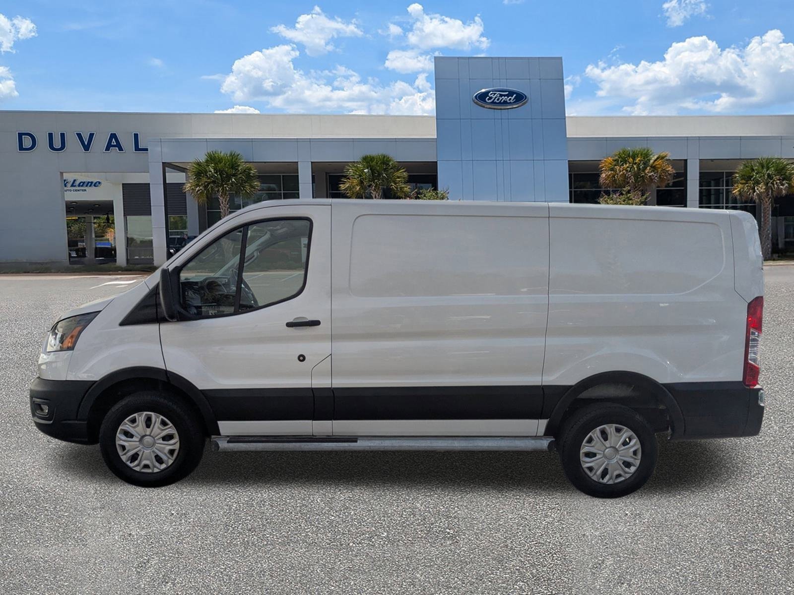 Used 2024 Ford Transit 250 Low Roof w/ Exterior Upgrade Package image 7