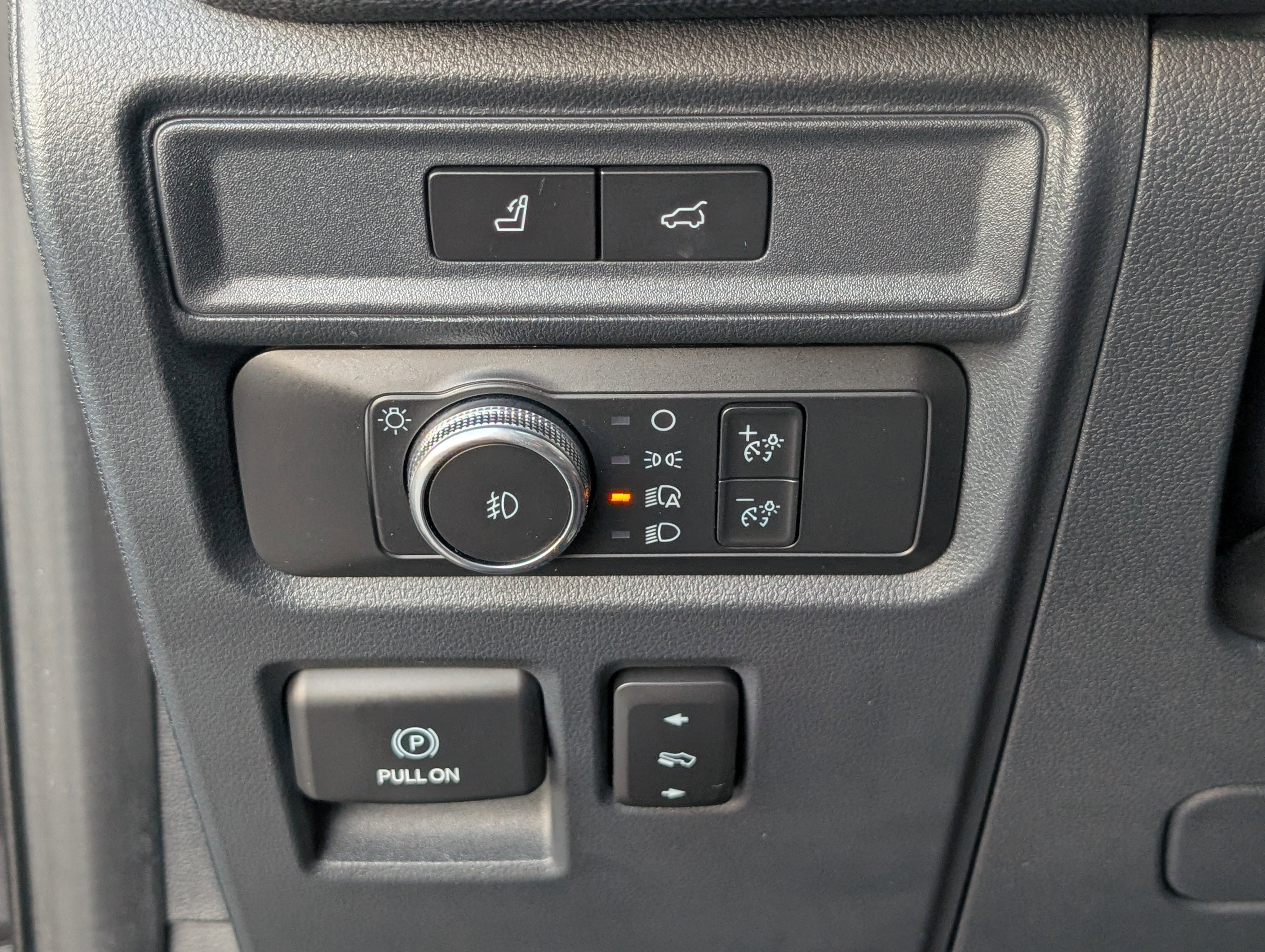 Used 2022 Ford Expedition Max Limited image 26