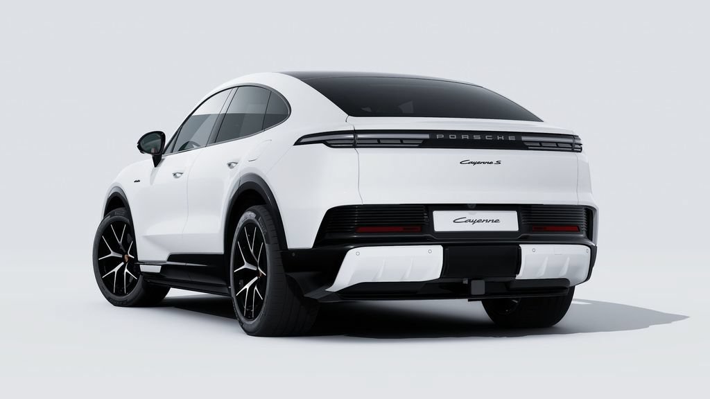 New 2026 Porsche Cayenne S AWD/4WD image 3