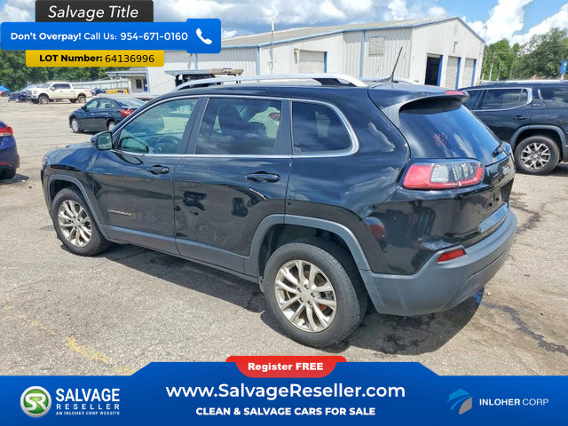 Used 2019 Jeep Cherokee Latitude w/ Popular Appearance Group FWD image 3