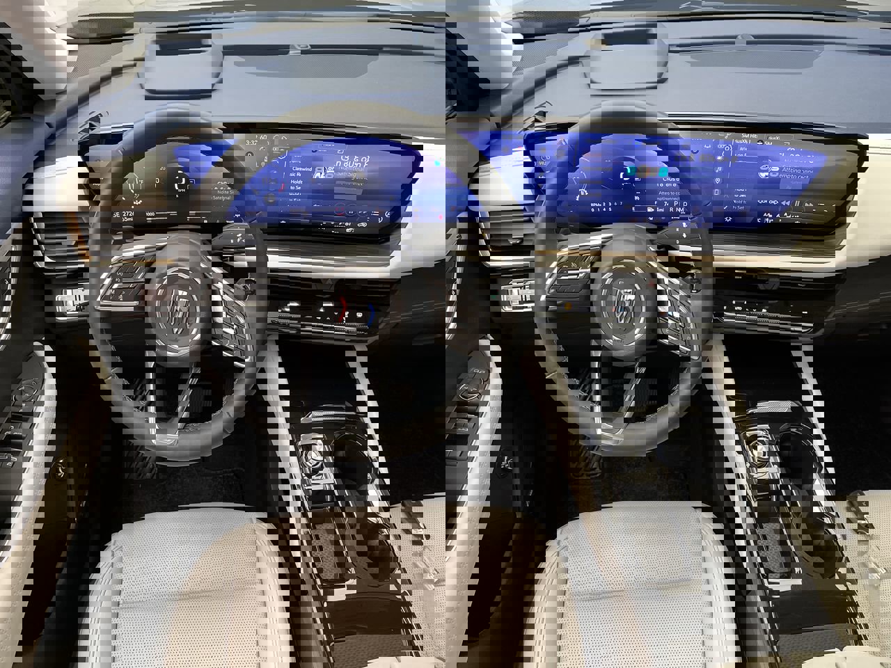 Certified 2024 Buick Envision Avenir image 15