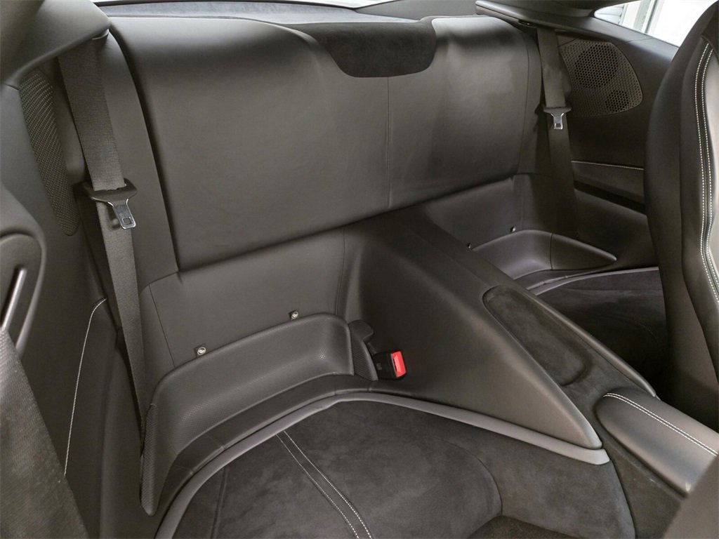 Used 2023 Ferrari Roma image 24