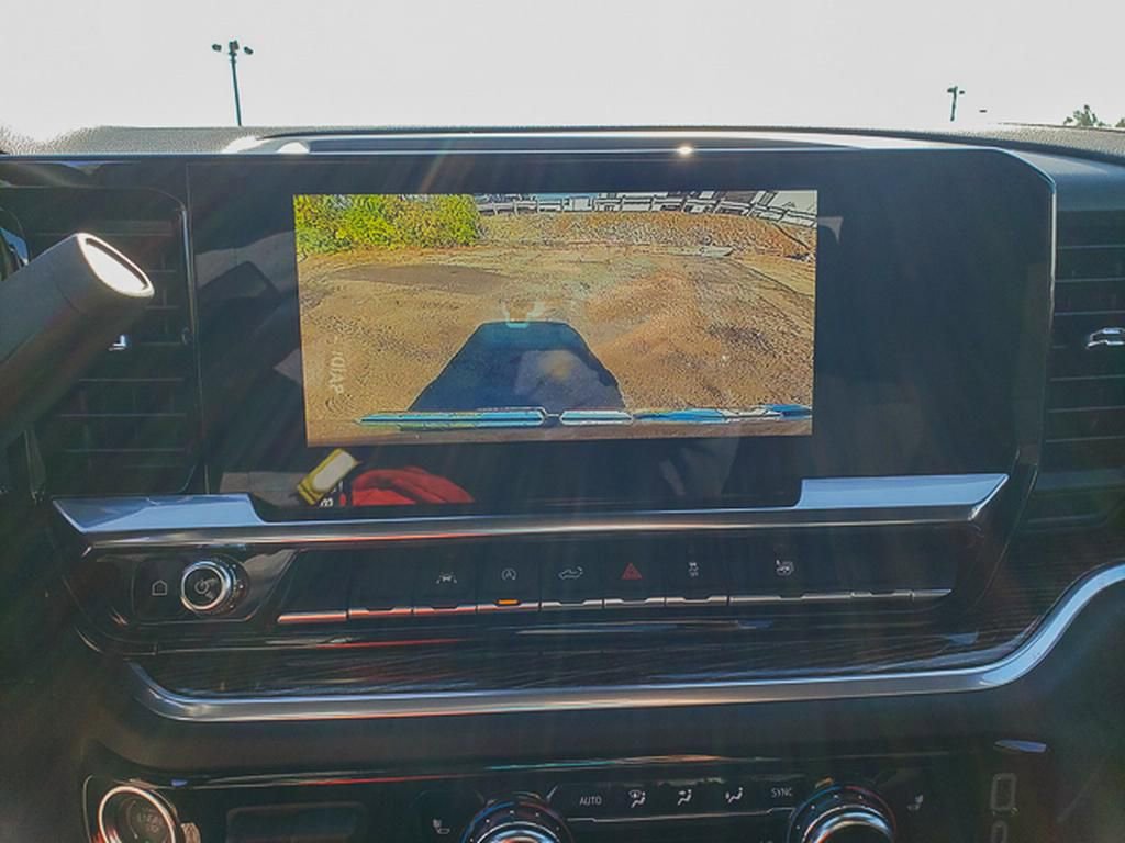 New 2026 GMC Sierra 1500 SLE image 9