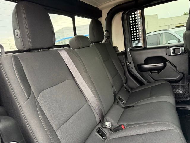 Used 2020 Jeep Gladiator Sport w/ Quick Order Package 24S AWD/4WD image 13
