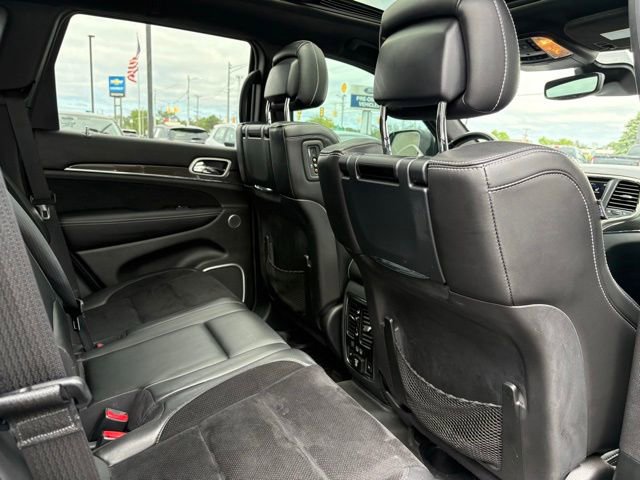 Used 2018 Jeep Grand Cherokee SRT w/ Trailer Tow Group IV AWD/4WD image 14