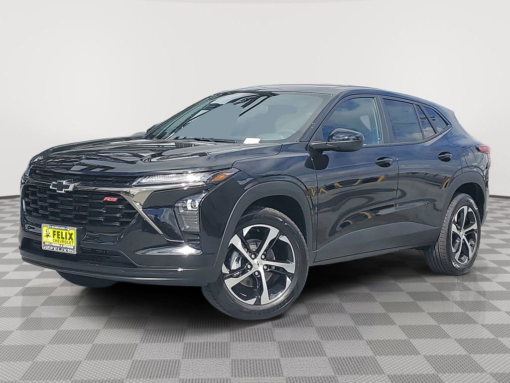 New 2026 Chevrolet Trax RS w/ Sunroof Package FWD image 2