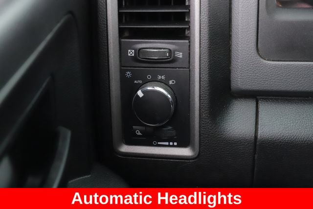Used 2018 RAM 2500 Tradesman w/ Chrome Appearance Group AWD/4WD image 19