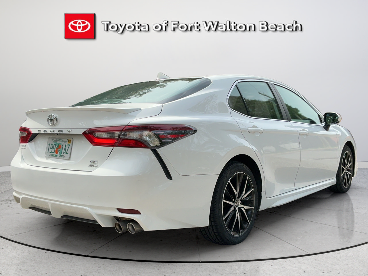 Used 2023 Toyota Camry SE AWD/4WD image 6