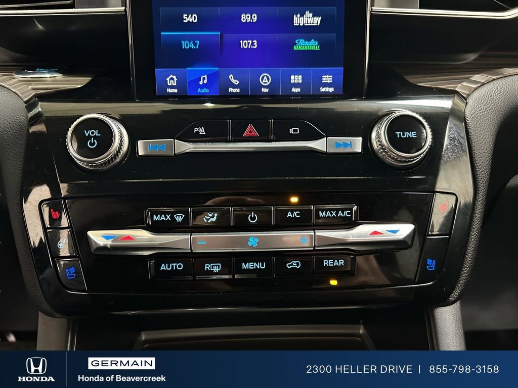 Used 2022 Ford Explorer Limited w/ Limited Technology Package AWD/4WD image 20