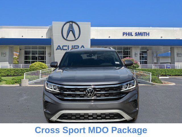 Used 2020 Volkswagen Atlas Cross Sport SE w/ Towing Package FWD image 2