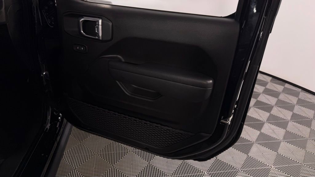 Used 2025 Jeep Wrangler Unlimited Sport S 4xe image 33