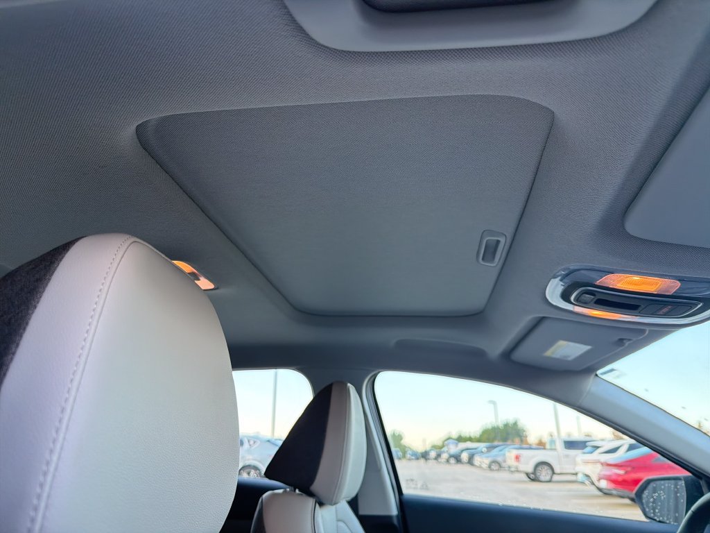New 2026 Hyundai Elantra SEL Sport FWD image 36