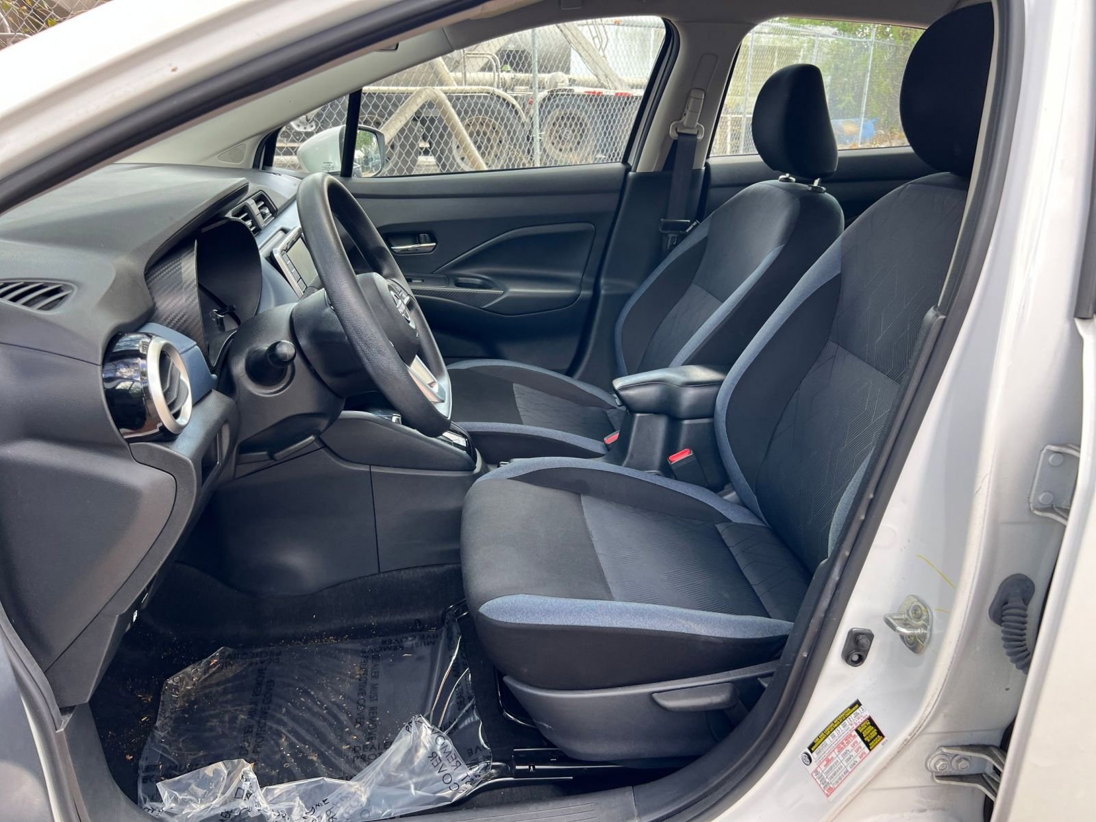 Used 2025 Nissan Versa SV FWD image 23