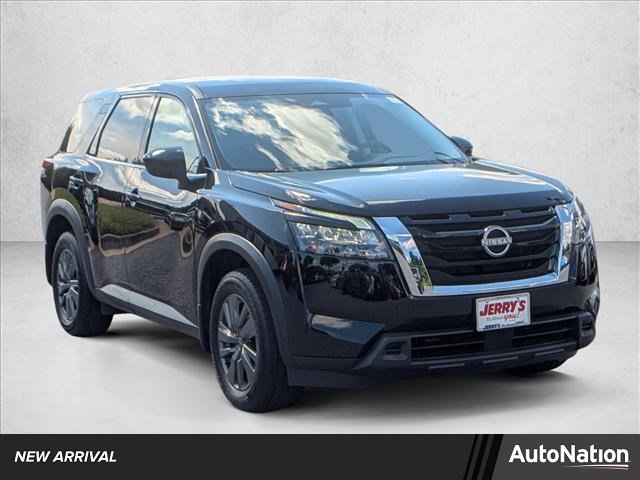 Used 2024 Nissan Pathfinder S
