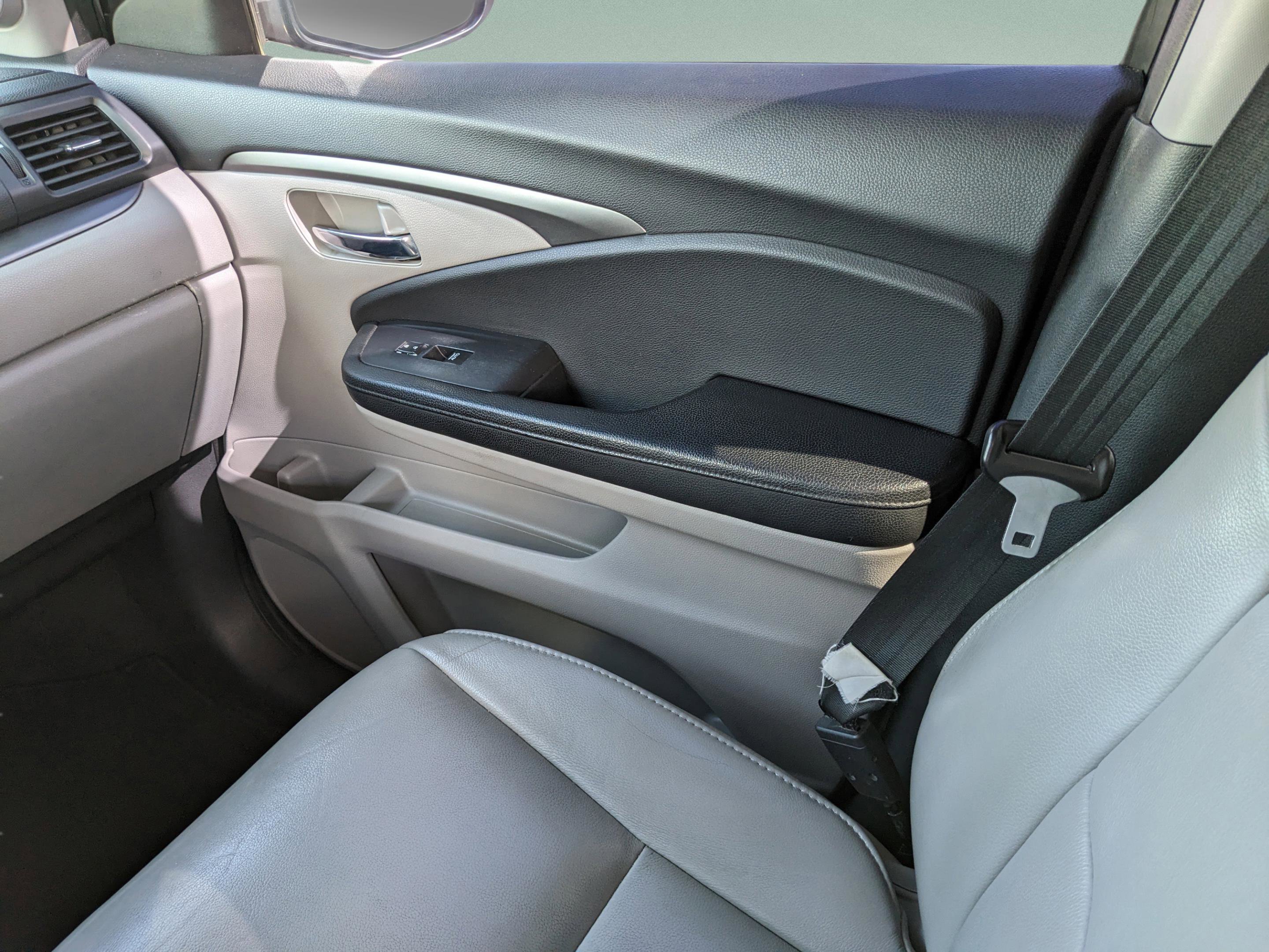 Used 2018 Honda Pilot EX-L image 16