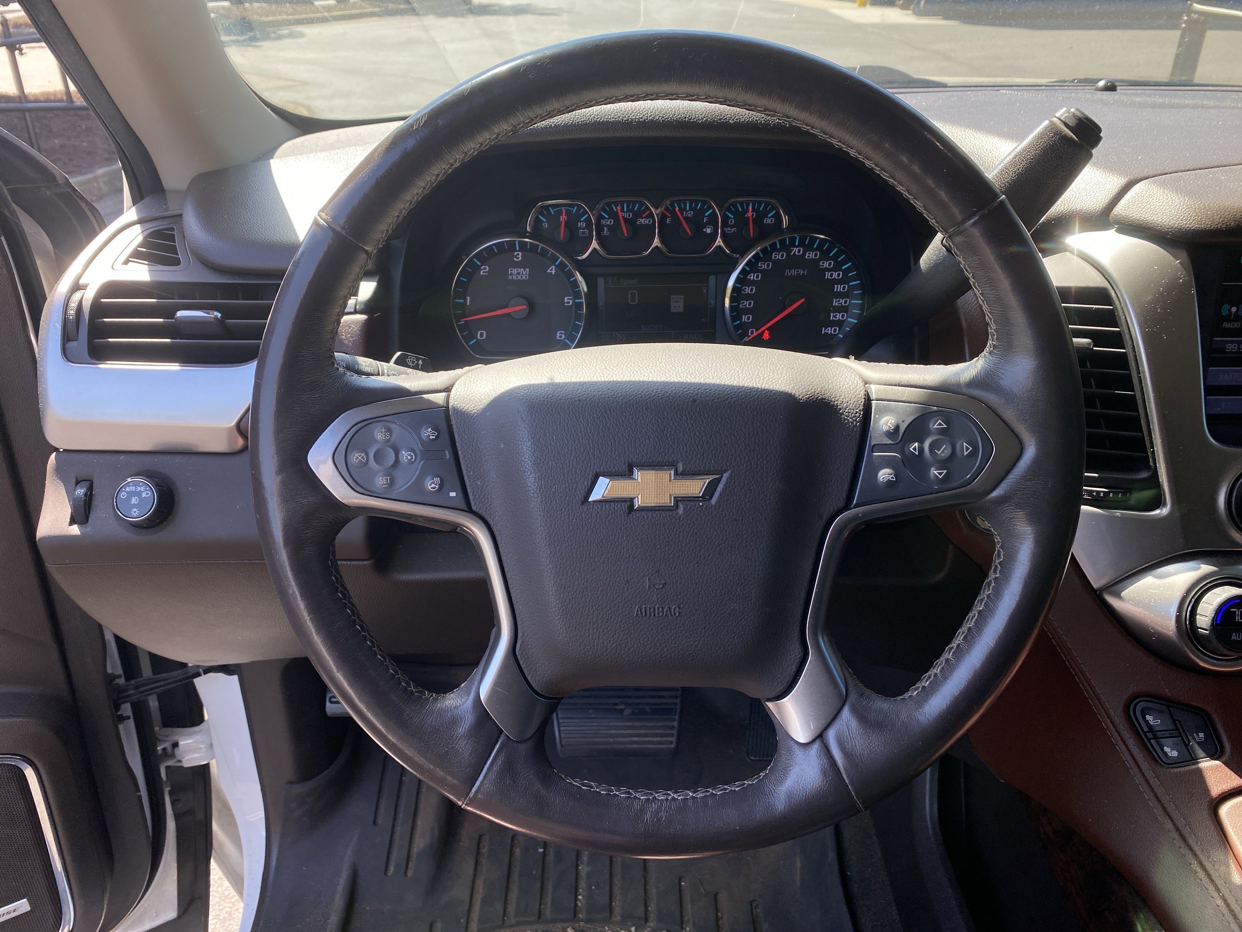 Used 2017 Chevrolet Suburban Premier RWD image 10