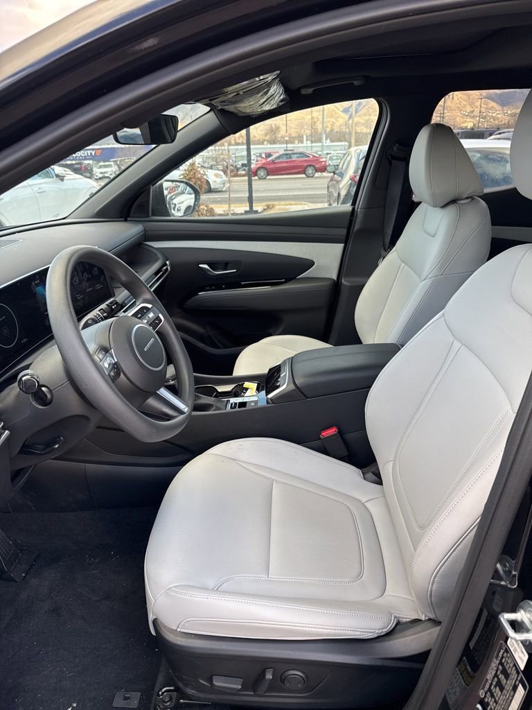 Used 2025 Hyundai Santa Cruz SEL AWD/4WD image 11